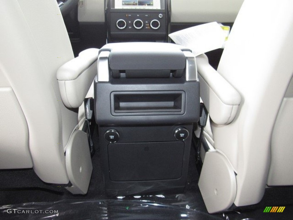 2018 Discovery SE - Loire Blue Metallic / Acorn/Ebony photo #16
