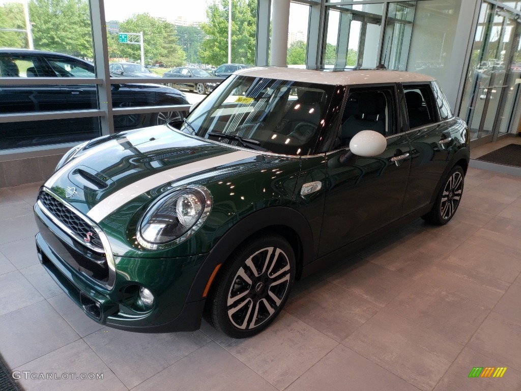 British Racing Green II 2019 Mini Hardtop Cooper S 4 Door Exterior Photo #128038624