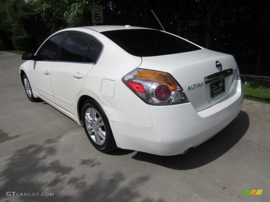 2010 Altima 2.5 SL - Winter Frost White / Charcoal photo #12