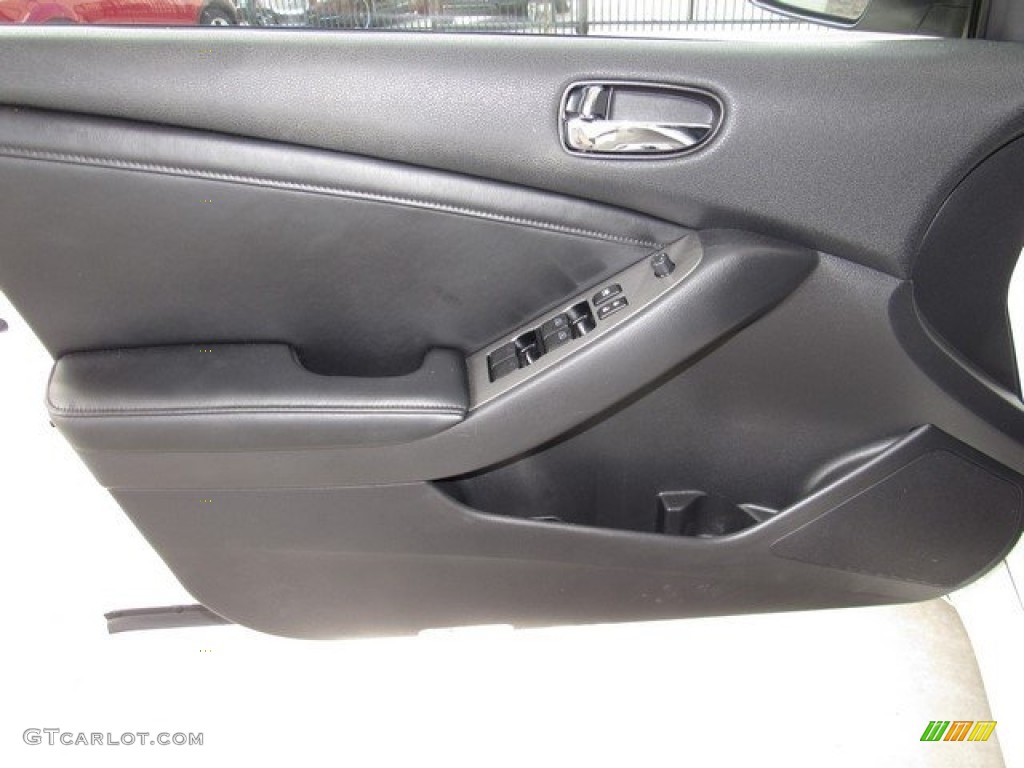 2010 Altima 2.5 SL - Winter Frost White / Charcoal photo #22