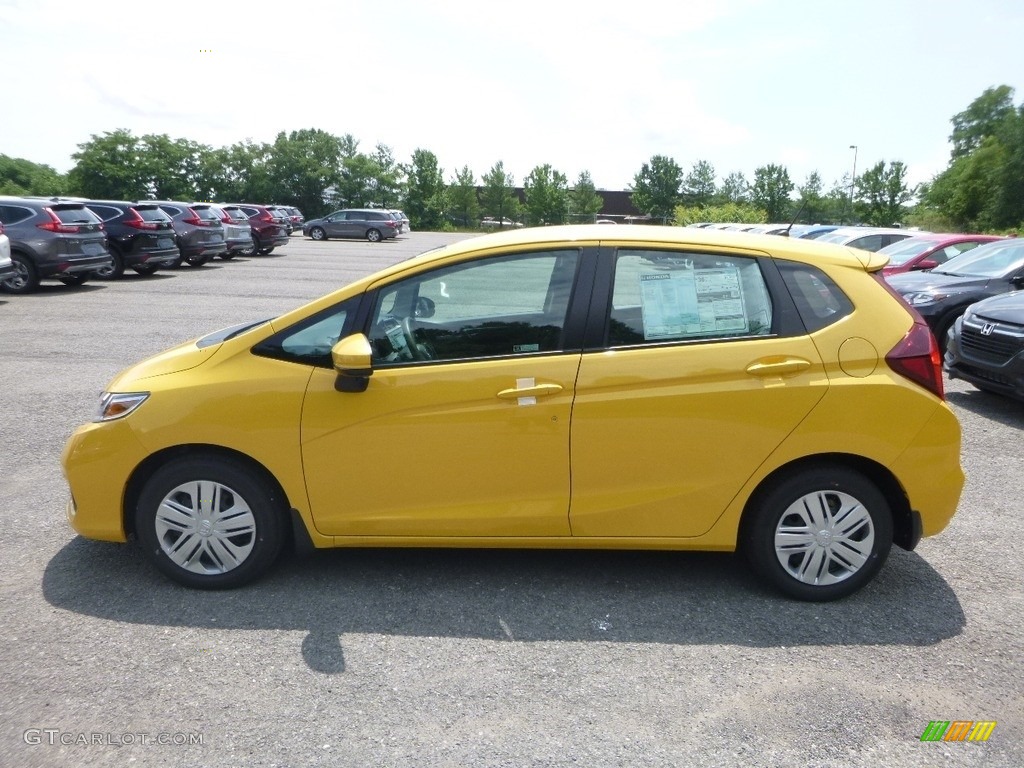 Helios Yellow Pearl 2019 Honda Fit LX Exterior Photo #128043529