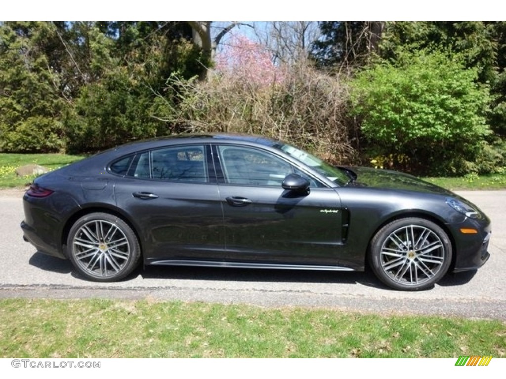Volcano Grey Metallic 2018 Porsche Panamera 4 E-Hybrid Exterior Photo #128056067