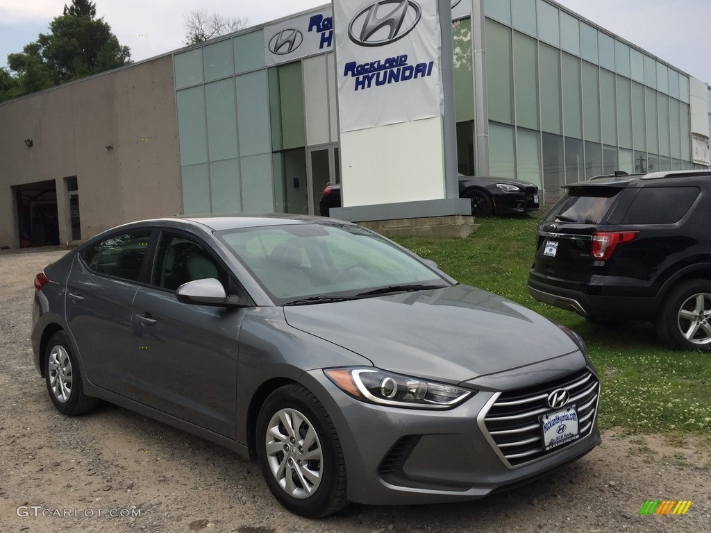 2017 Elantra SE - Gray / Gray photo #1