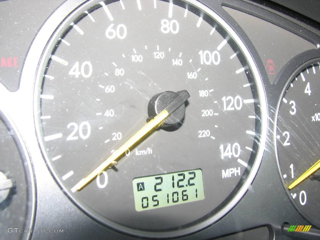 2003 Impreza WRX Wagon - Sonic Yellow / Black photo #21