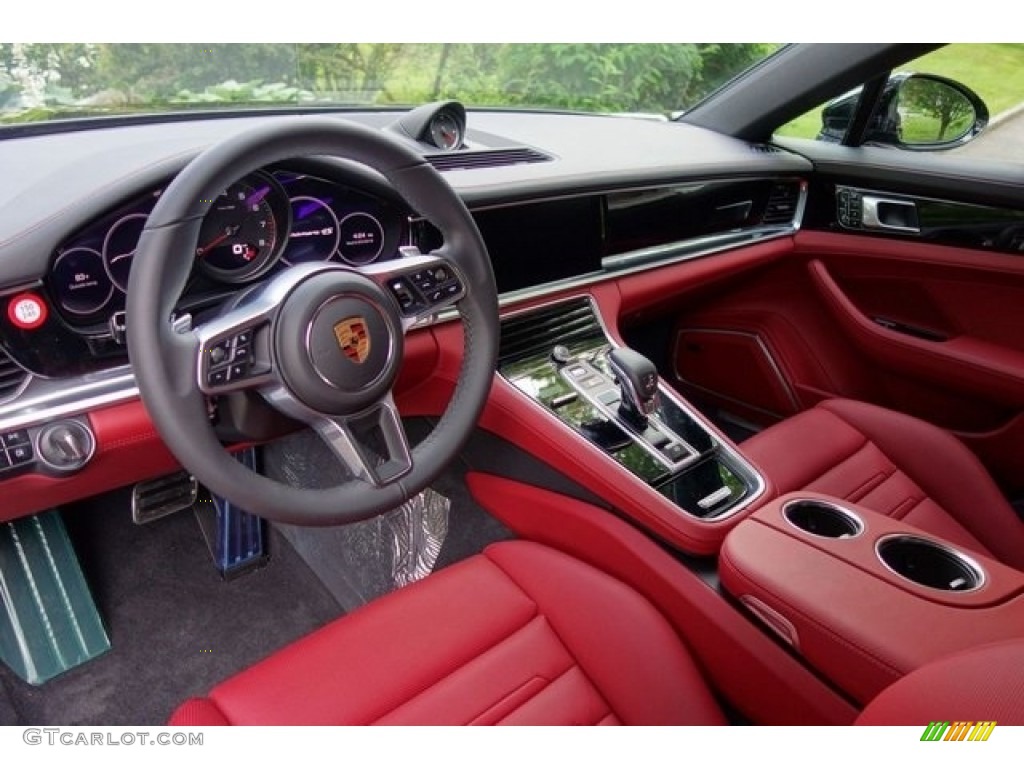 Black/Bordeaux Red Interior 2018 Porsche Panamera 4S Photo #128067809