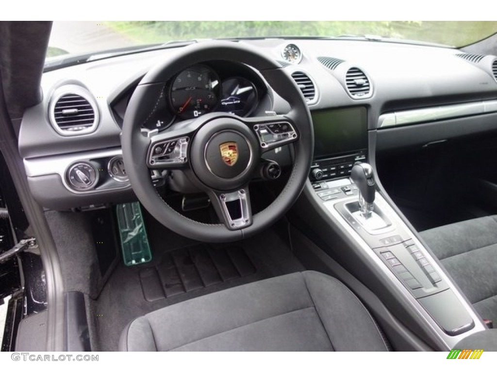 2018 Porsche 718 Cayman GTS Black Dashboard Photo #128068484