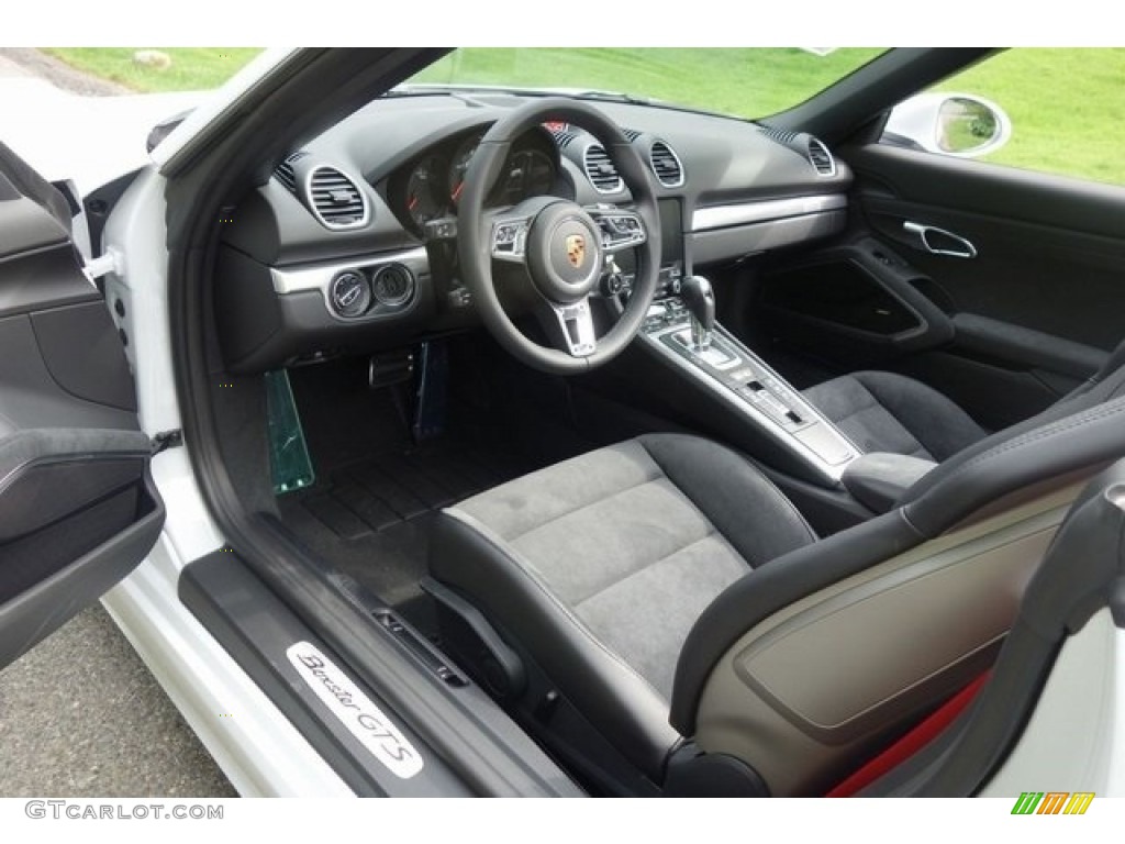 Black Interior 2018 Porsche 718 Boxster GTS Photo #128069192