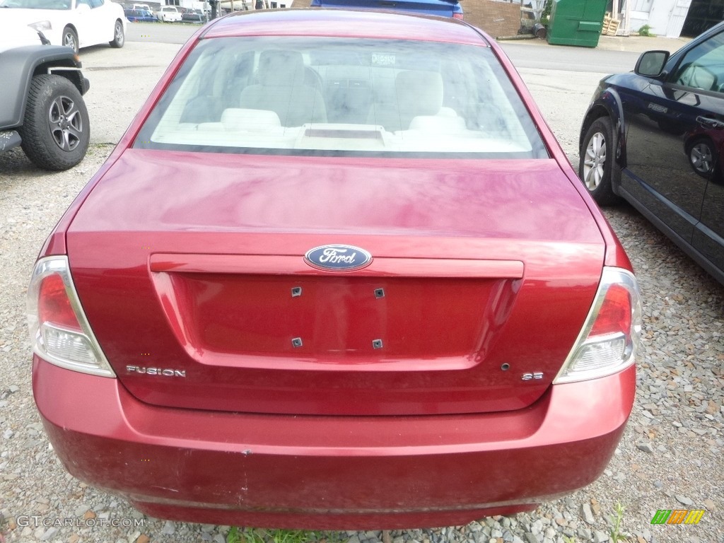 2007 Fusion SE - Redfire Metallic / Camel photo #4