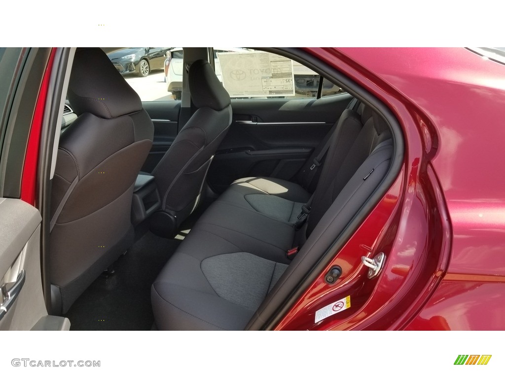 2018 Camry LE - Ruby Flare Pearl / Black photo #4