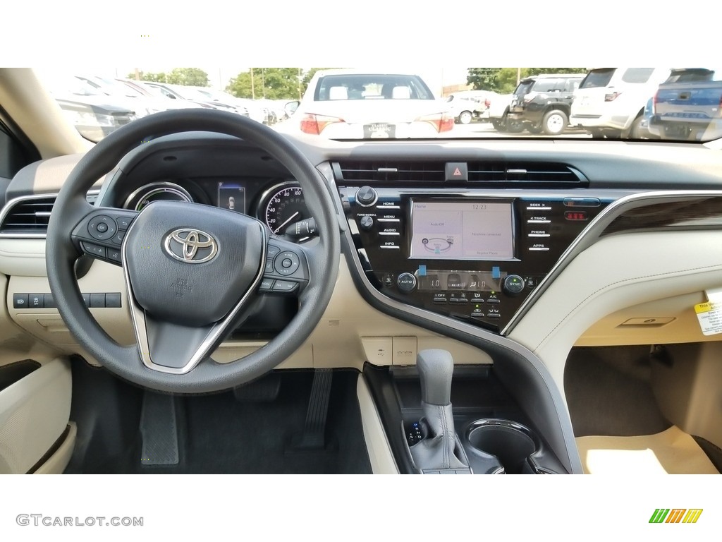 2018 Camry Hybrid LE - Blue Crush Metallic / Macadamia photo #5