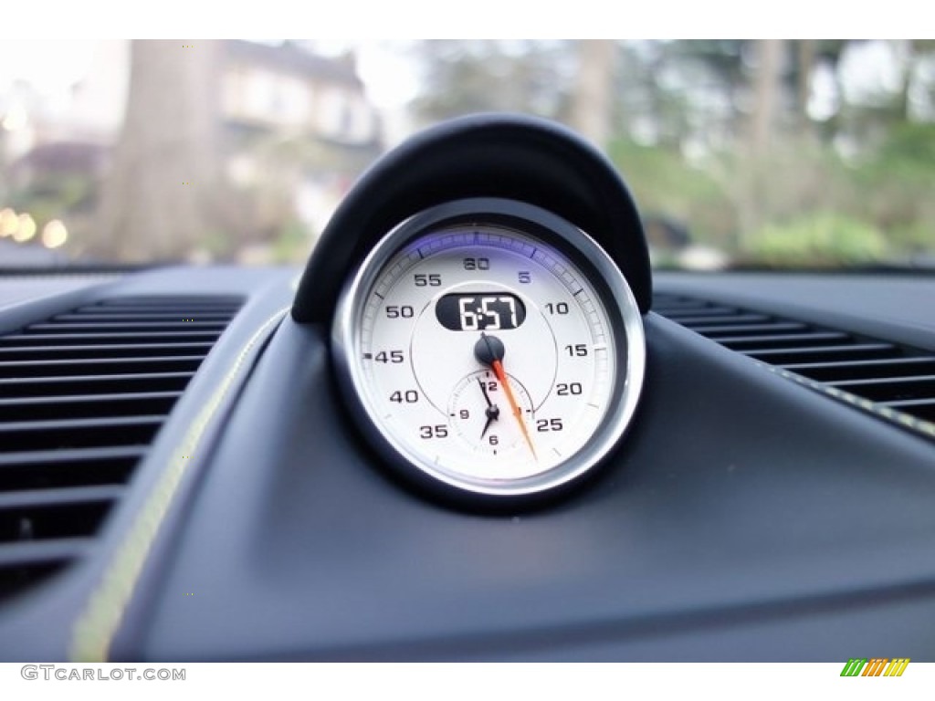 2018 Porsche 911 Turbo S Coupe Gauges Photo #128070704