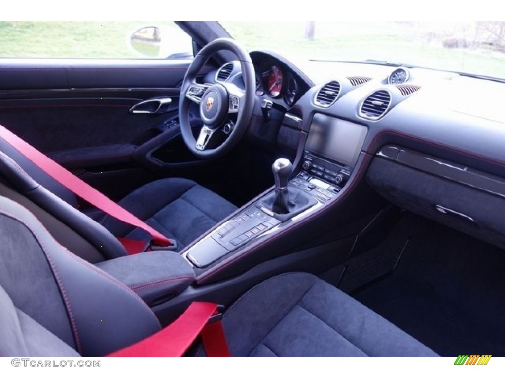 2018 Porsche 718 Cayman GTS Black Dashboard Photo #128071052