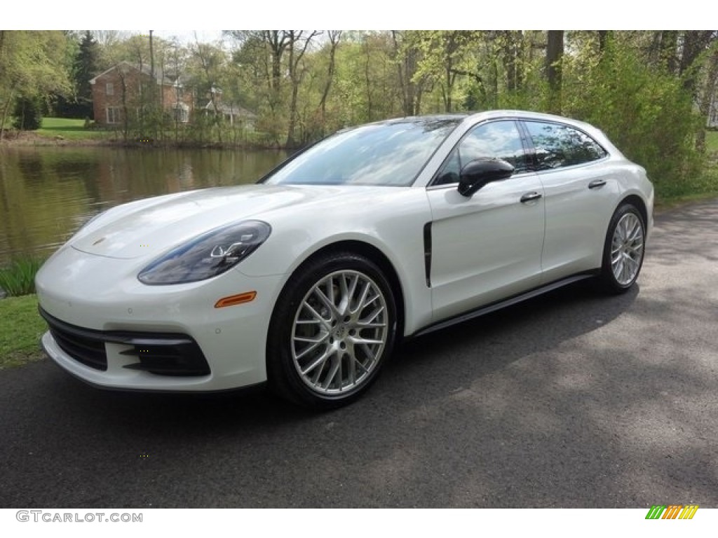 2018 Porsche Panamera 4S Sport Turismo Exterior Photos