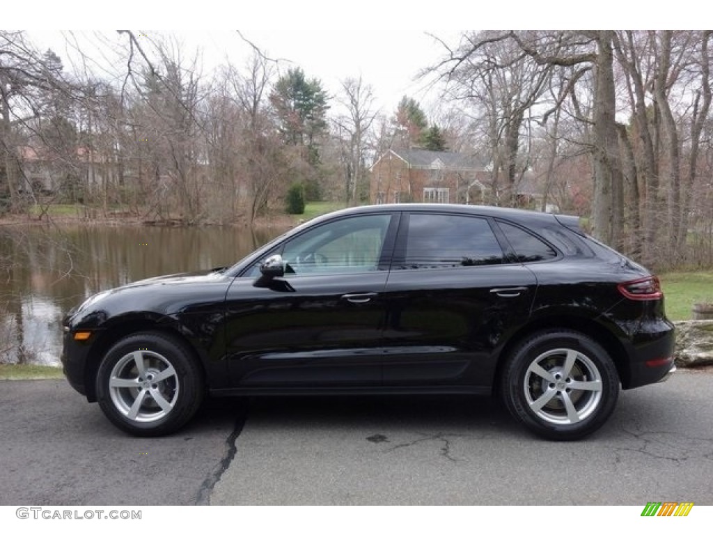 Black 2018 Porsche Macan Standard Macan Model Exterior Photo #128071817