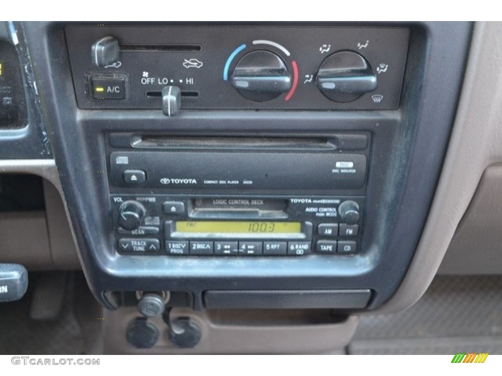 1998 Tacoma V6 Extended Cab 4x4 - Black Metallic / Gray photo #11