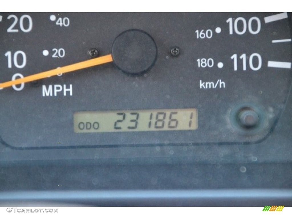 1998 Tacoma V6 Extended Cab 4x4 - Black Metallic / Gray photo #12