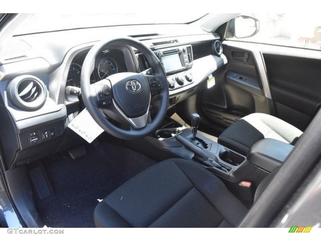 2018 RAV4 LE - Magnetic Gray Metallic / Black photo #5