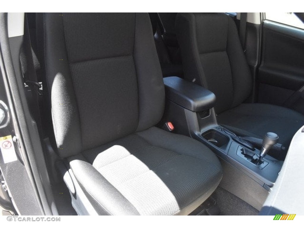 2018 RAV4 LE - Magnetic Gray Metallic / Black photo #12