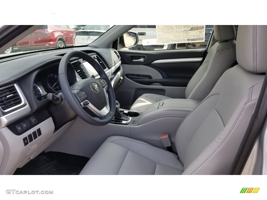 2018 Highlander XLE AWD - Celestial Silver Metallic / Ash photo #3