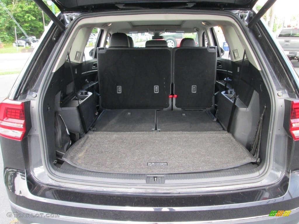 2018 Volkswagen Atlas SEL Premium 4Motion Trunk Photos