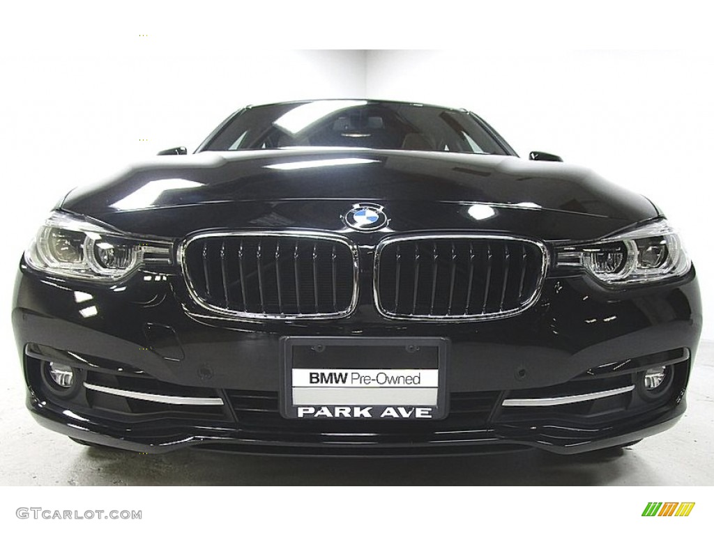 2018 3 Series 330i xDrive Sedan - Jet Black / Venetian Beige photo #8