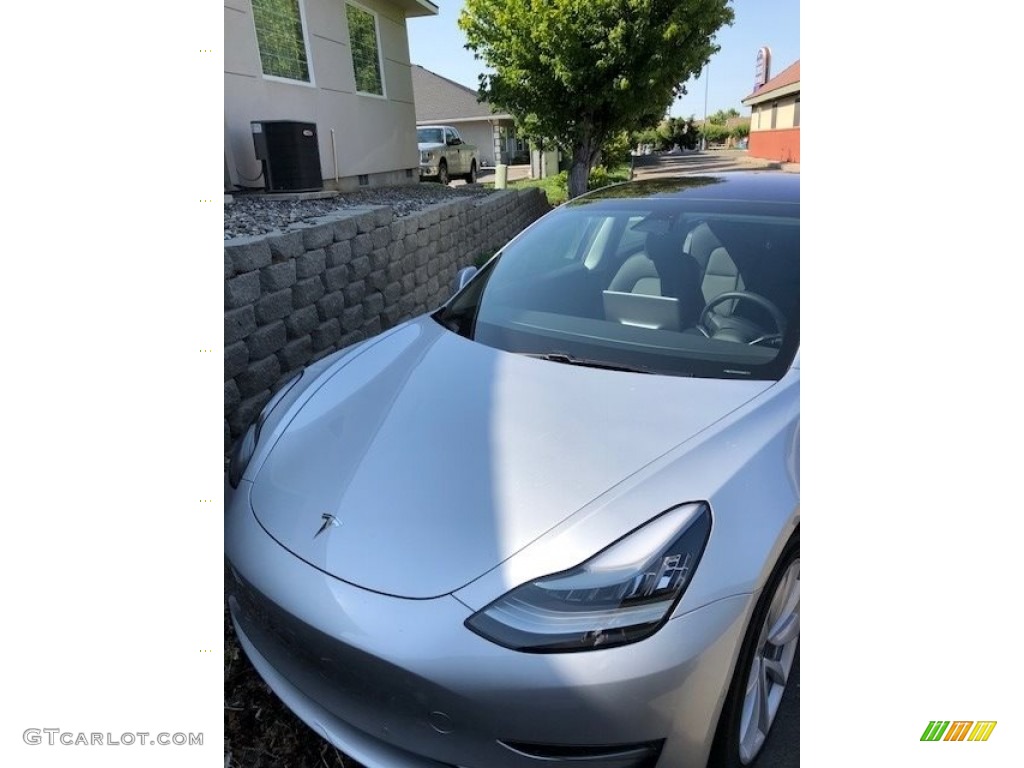 2018 Model 3 Long Range - Silver Metallic / Black photo #6