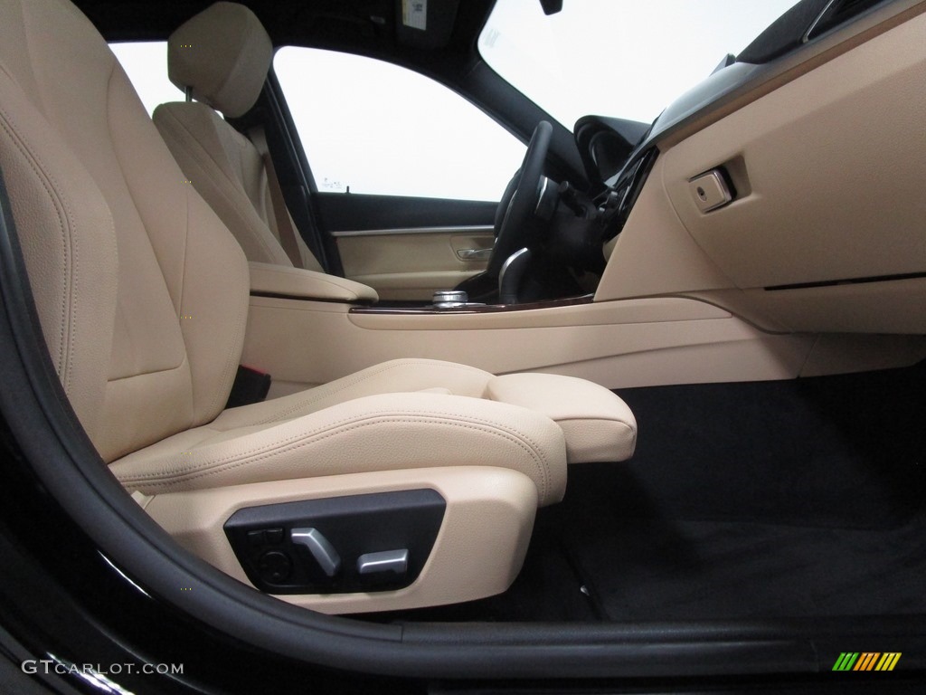 2018 3 Series 330i xDrive Sedan - Jet Black / Venetian Beige photo #17