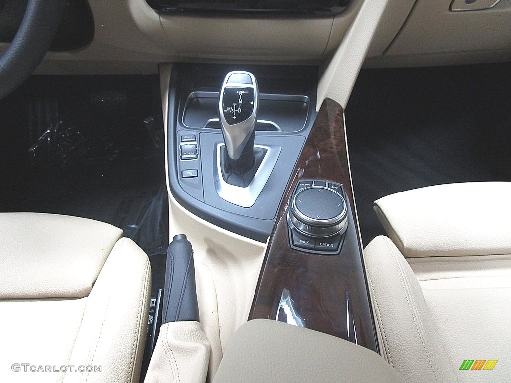 2018 3 Series 330i xDrive Sedan - Jet Black / Venetian Beige photo #29