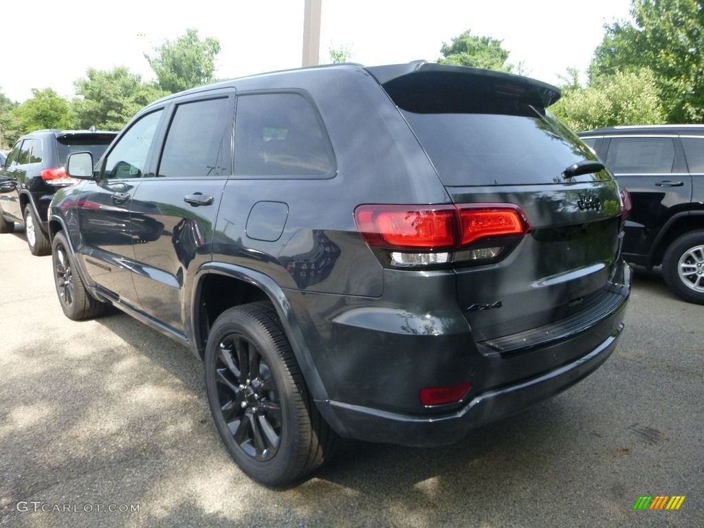 2018 Grand Cherokee Laredo 4x4 - Rhino / Black photo #3