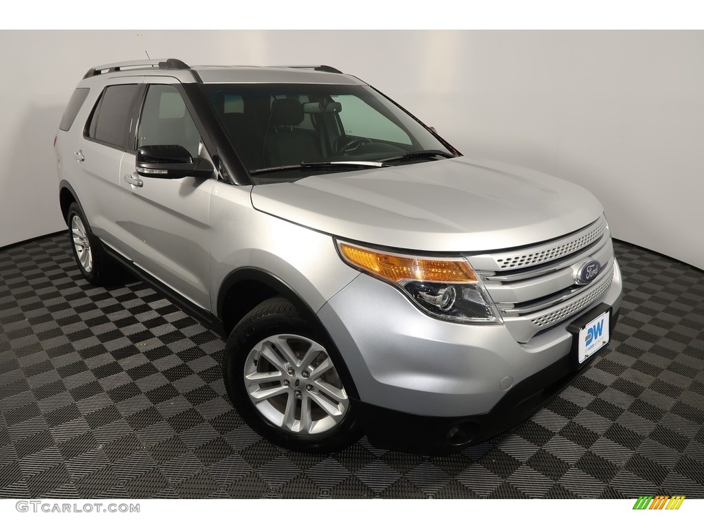 2015 Explorer XLT 4WD - Ingot Silver / Charcoal Black photo #6