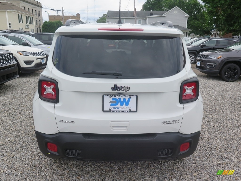 2018 Renegade Sport 4x4 - Alpine White / Black photo #11