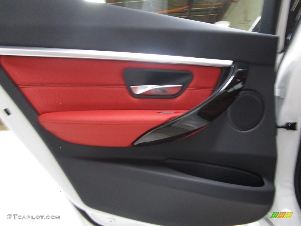 2018 3 Series 330i xDrive Sedan - Mineral White Metallic / Coral Red photo #13