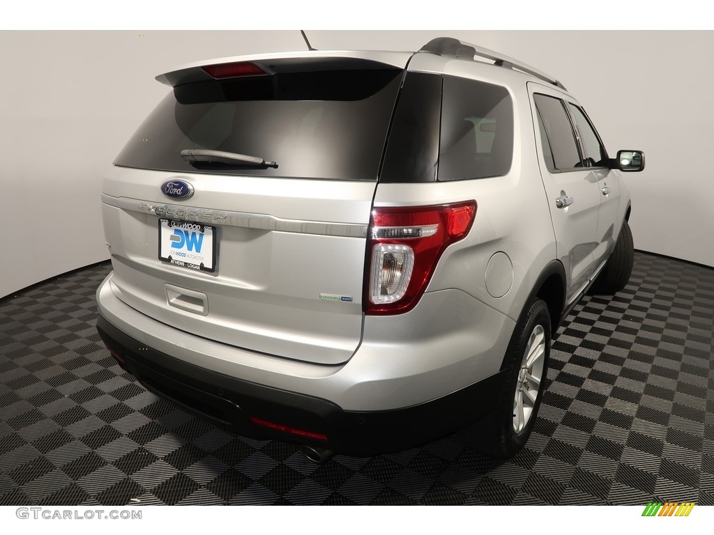 2015 Explorer XLT 4WD - Ingot Silver / Charcoal Black photo #14