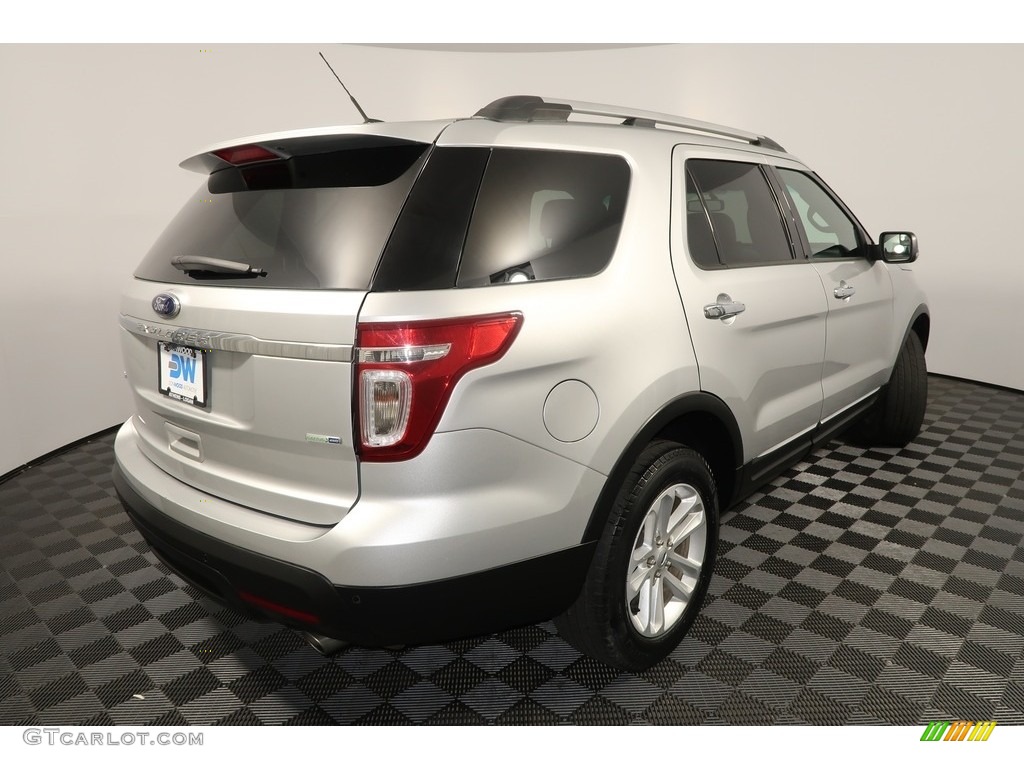 2015 Explorer XLT 4WD - Ingot Silver / Charcoal Black photo #15
