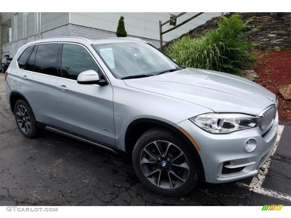 Glacier Silver Metallic BMW X5