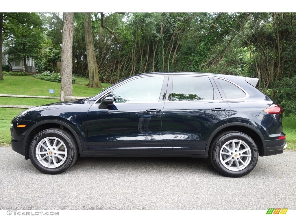 2016 Cayenne  - Moonlight Blue Metallic / Black/Luxor Beige photo #3