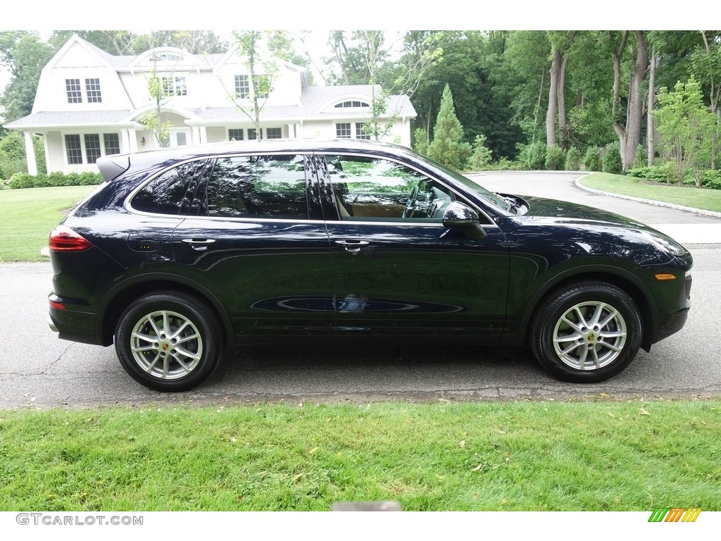 2016 Cayenne  - Moonlight Blue Metallic / Black/Luxor Beige photo #7