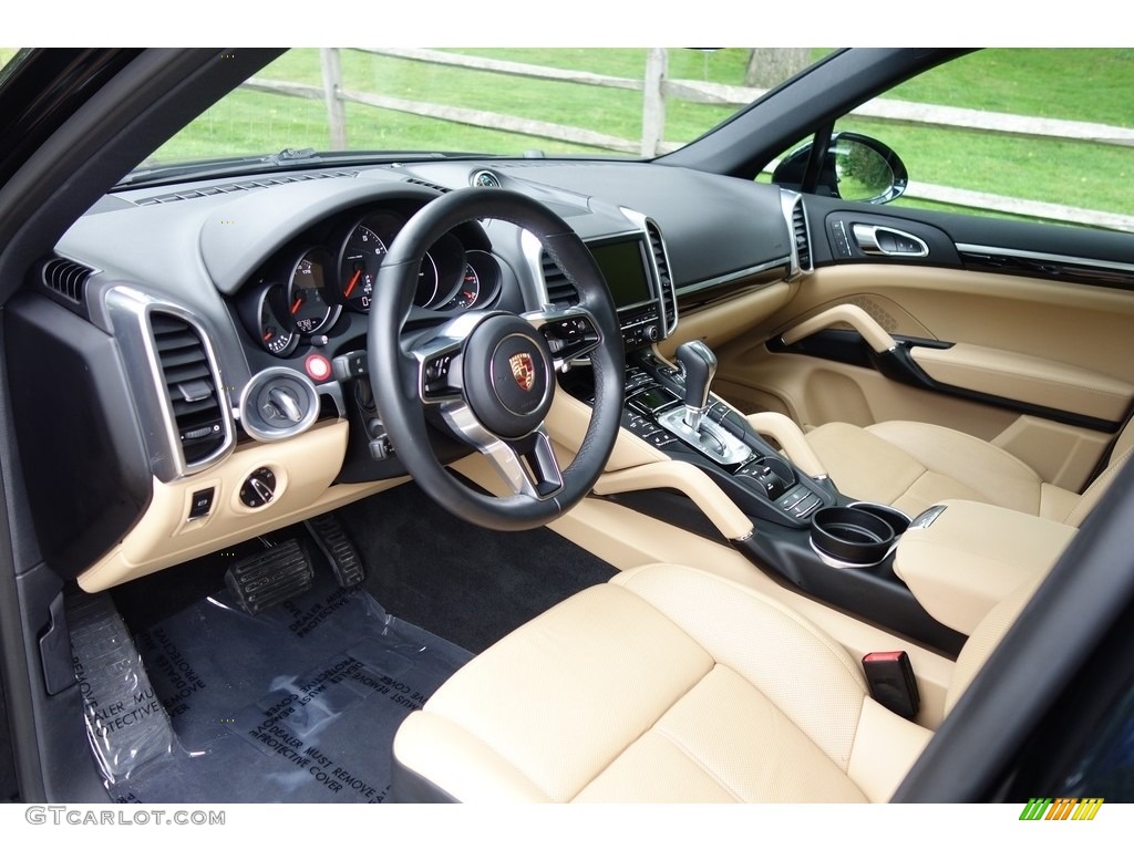 2016 Cayenne  - Moonlight Blue Metallic / Black/Luxor Beige photo #10