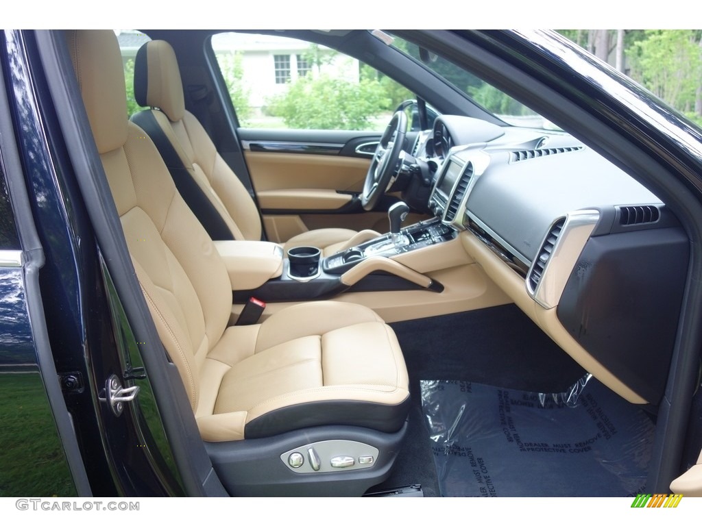 2016 Cayenne  - Moonlight Blue Metallic / Black/Luxor Beige photo #16