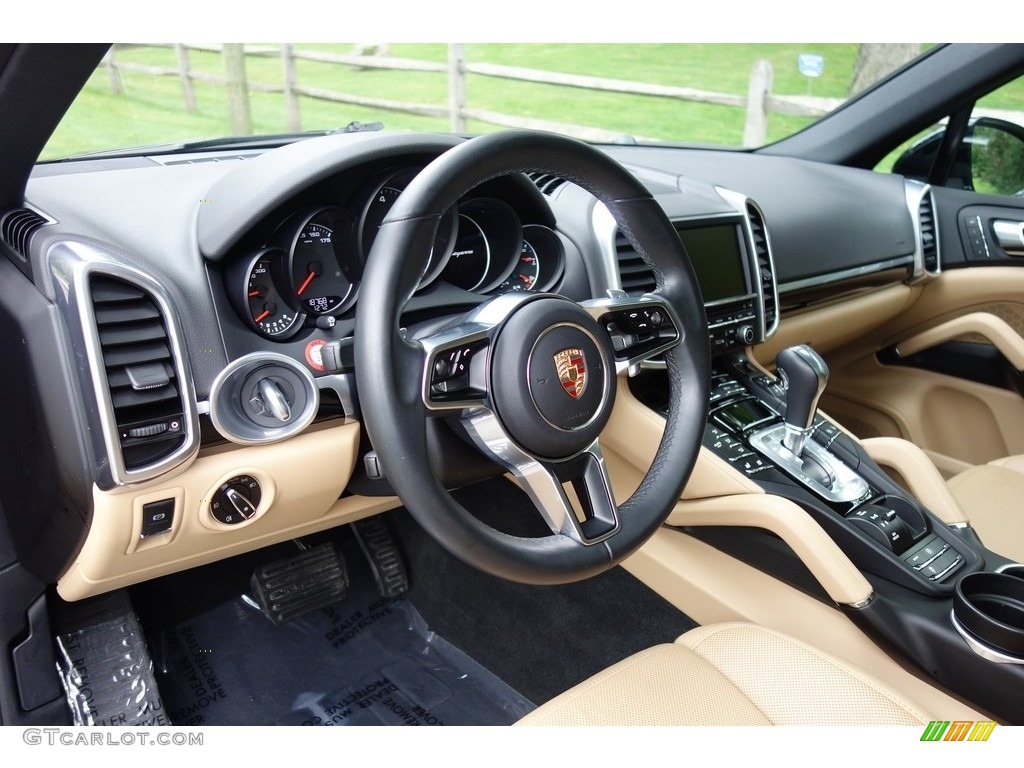 2016 Cayenne  - Moonlight Blue Metallic / Black/Luxor Beige photo #20