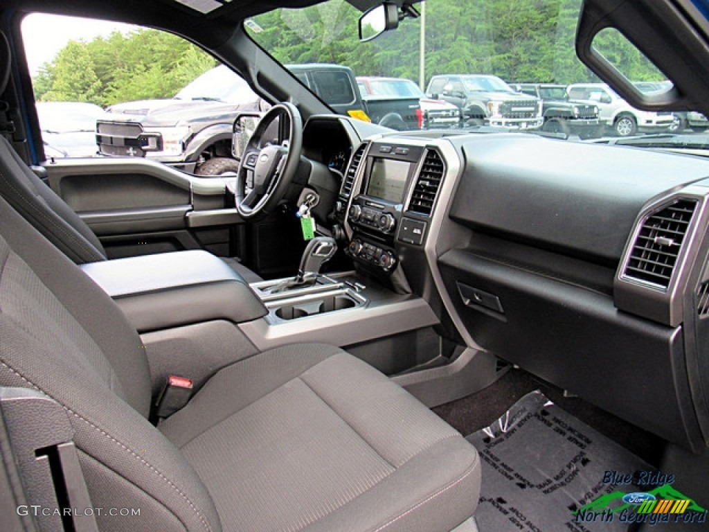 2017 F150 XLT SuperCab 4x4 - Blue Jeans / Light Camel photo #33