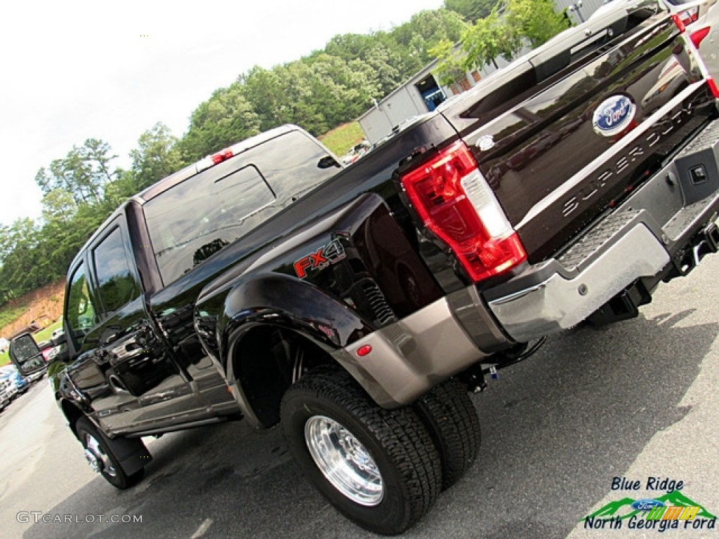 2018 F350 Super Duty Lariat Crew Cab 4x4 - Magma / Camel photo #38