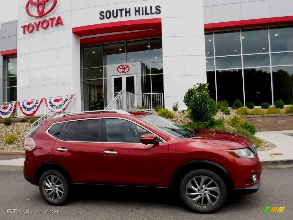 2015 Rogue SL AWD - Cayenne Red / Charcoal photo #2