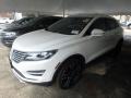 White Platinum - MKC Reserve AWD Photo No. 1