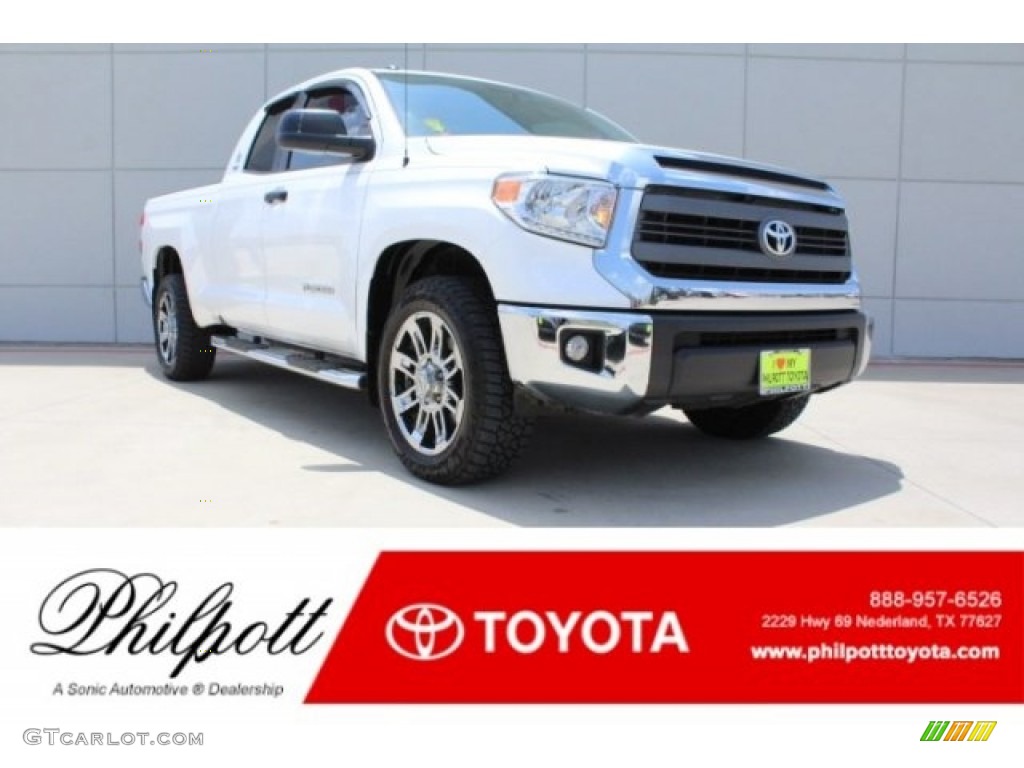 2014 Tundra SR5 Double Cab - Super White / Graphite photo #1