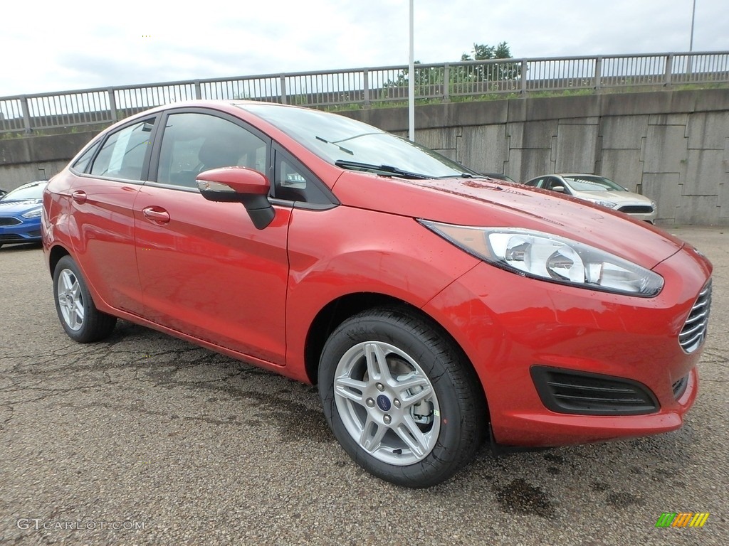 Hot Pepper Red 2018 Ford Fiesta SE Sedan Exterior Photo #128136250