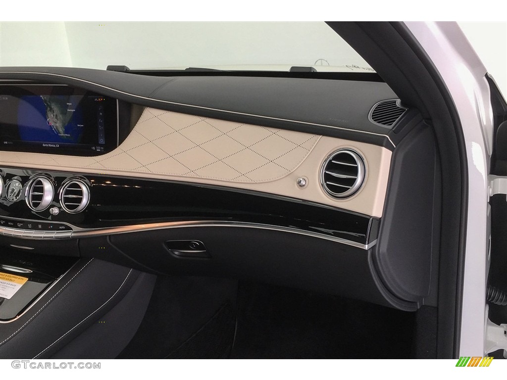 2018 Mercedes-Benz S Maybach S 560 4Matic Porcelain/Black Dashboard Photo #128139247