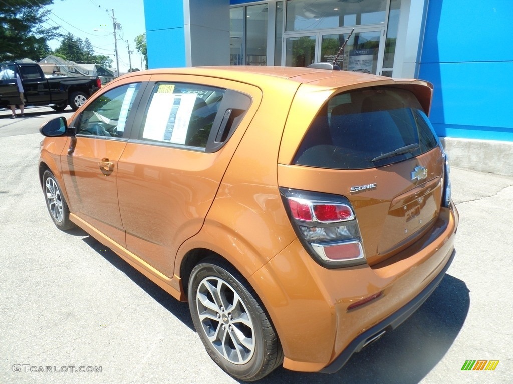2017 Sonic LT Hatchback - Orange Burst Metallic / Jet Black photo #7