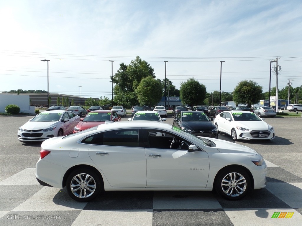 2018 Malibu LT - Summit White / Jet Black photo #3