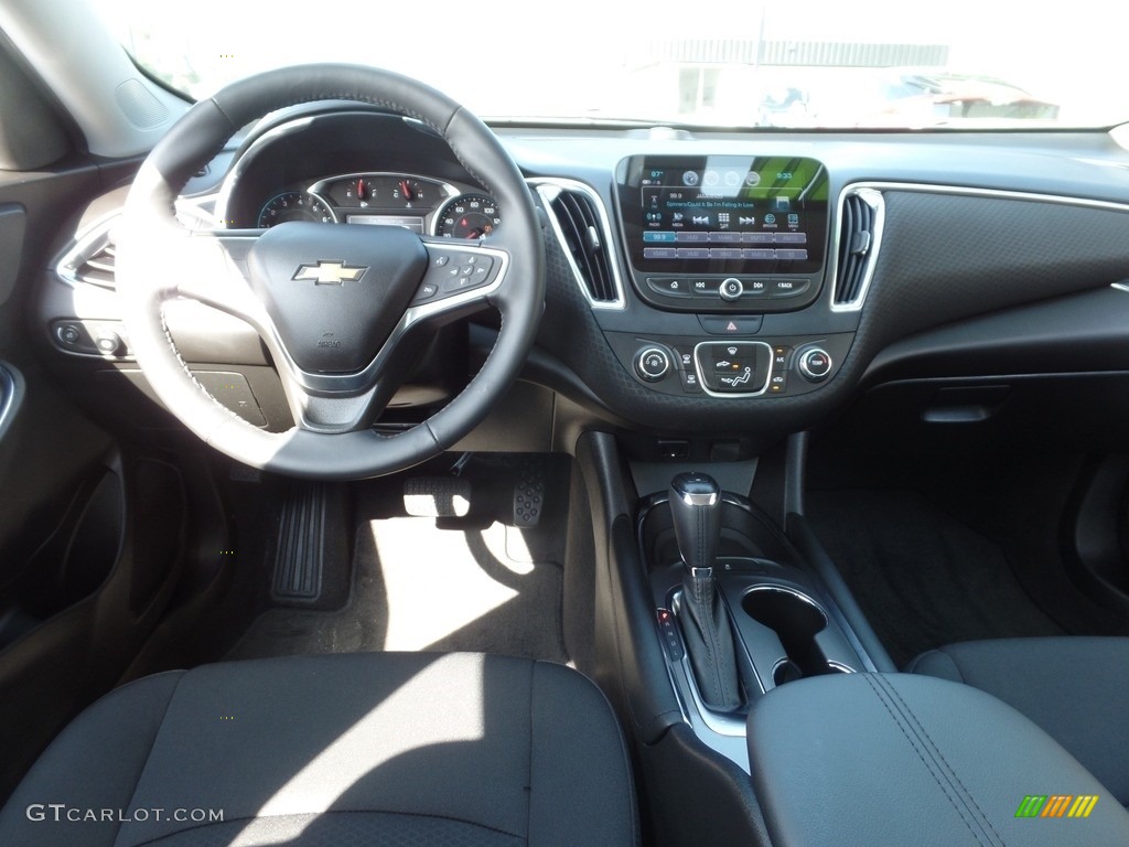 2018 Malibu LT - Summit White / Jet Black photo #15